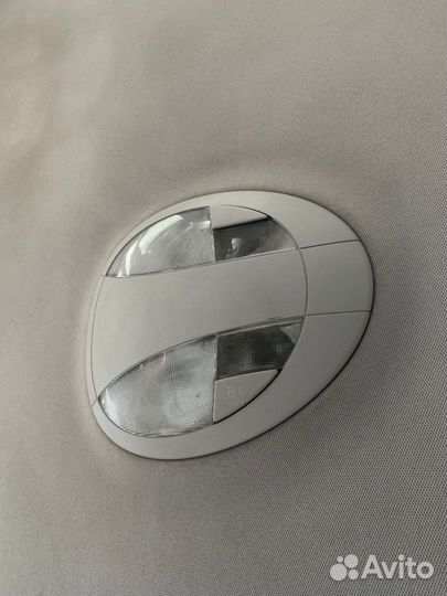 Плафон освещения салона задний Mercedes W211