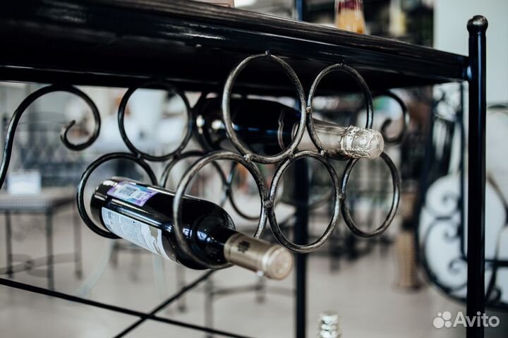 Кованая этажерка