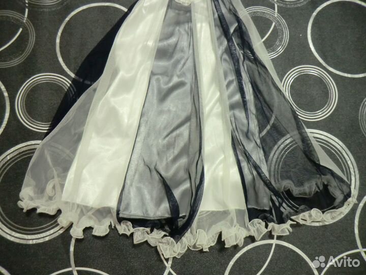 Нарядное платье kids на 5-6лет.Турция