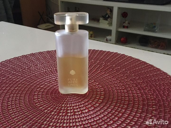 Estee lauder pure white linen