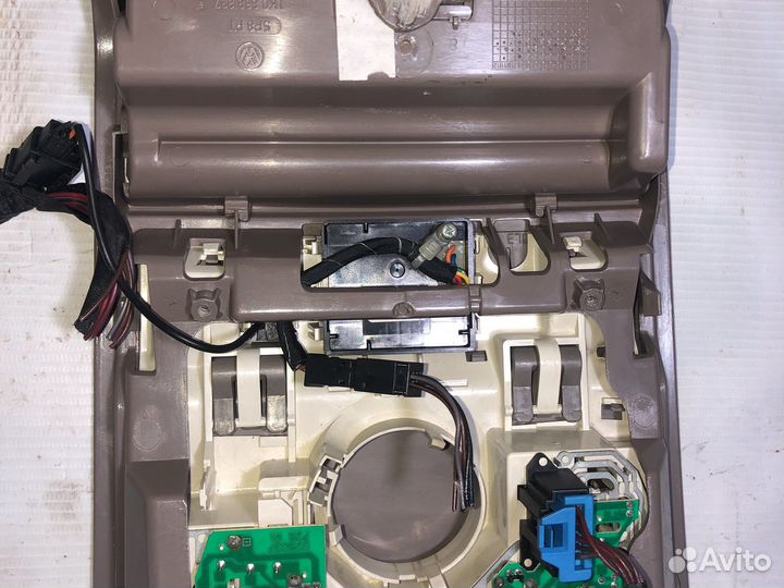 Плафон Пассат Б6