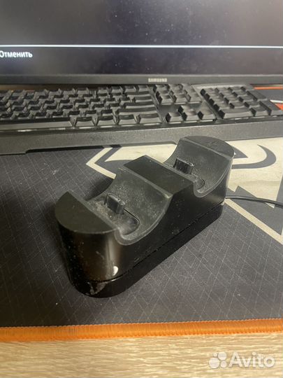 Зарядная станция для двух геймпадов ps4