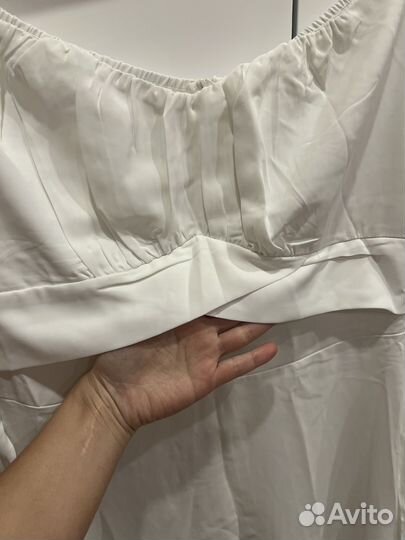 Платье белое 44