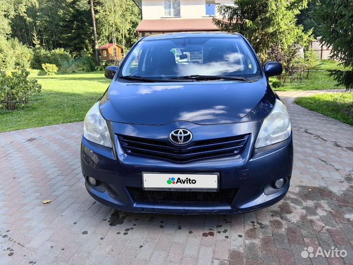 Toyota Verso 1.6 МТ, 2009, 320 000 км