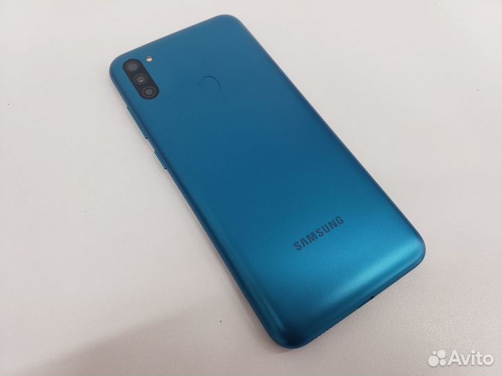 Смартфон телефон Samsung Galaxy M11 3/32GB