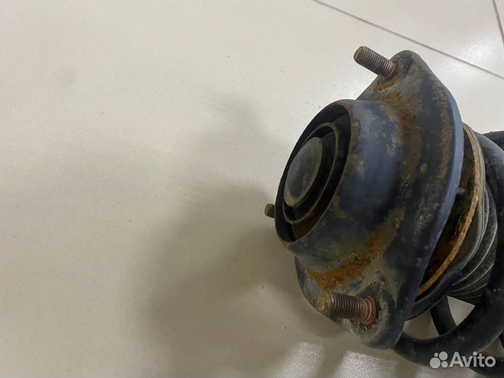 Амортизатор передний правый Hyundai Elantra MD 2011-2016