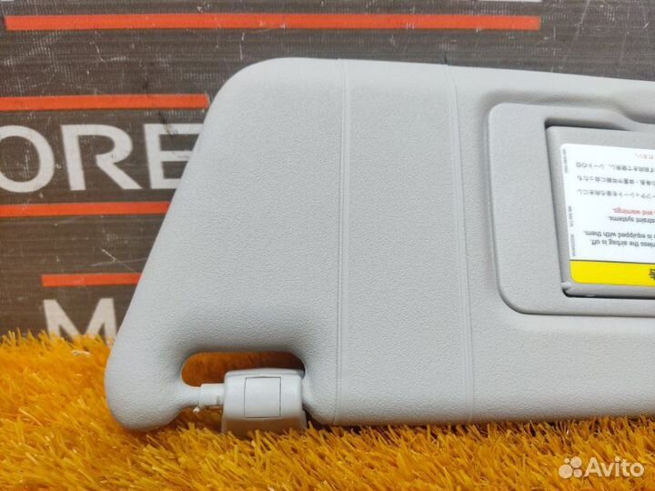 Козырек солнцезащитный левый Mercedes-Benz C-Class