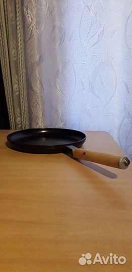 Чугунная сковорода