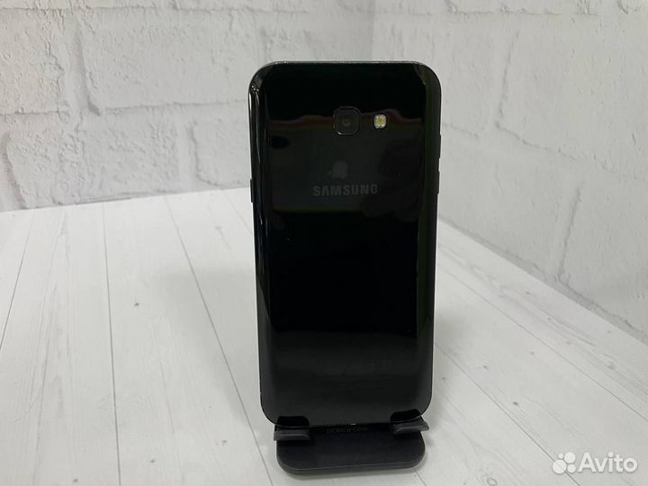 Samsung Galaxy A7 (2017) SM-A720F/DS, 3/32 ГБ