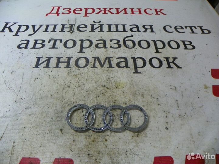 Эмблема на крышку багажника Audi A1
