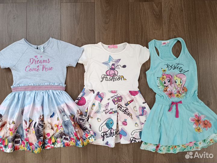 Пакет вещей на девочку с куртками