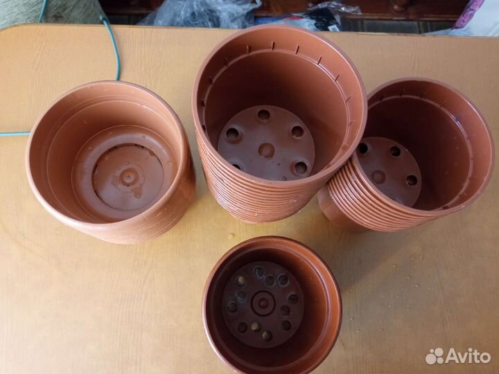 Горшки пластиковые бу для цветов
