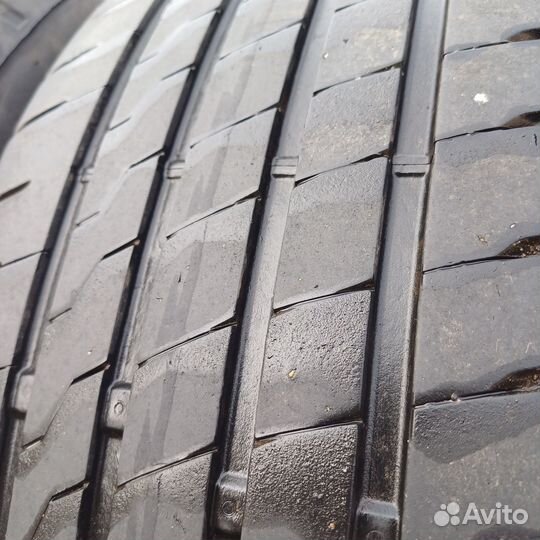 Firestone Roadhawk 215/60 R17 96H