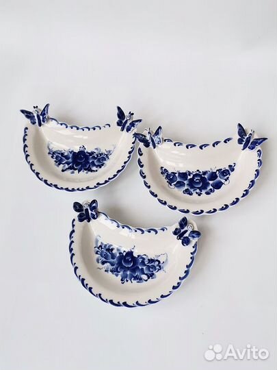 Гжель. Полутарелка