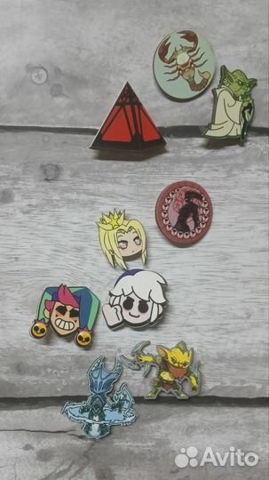 Деревянные значки