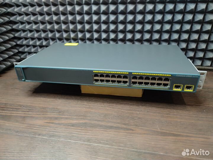 Коммутатор Cisco Catalyst WS-C2960-24TT-L