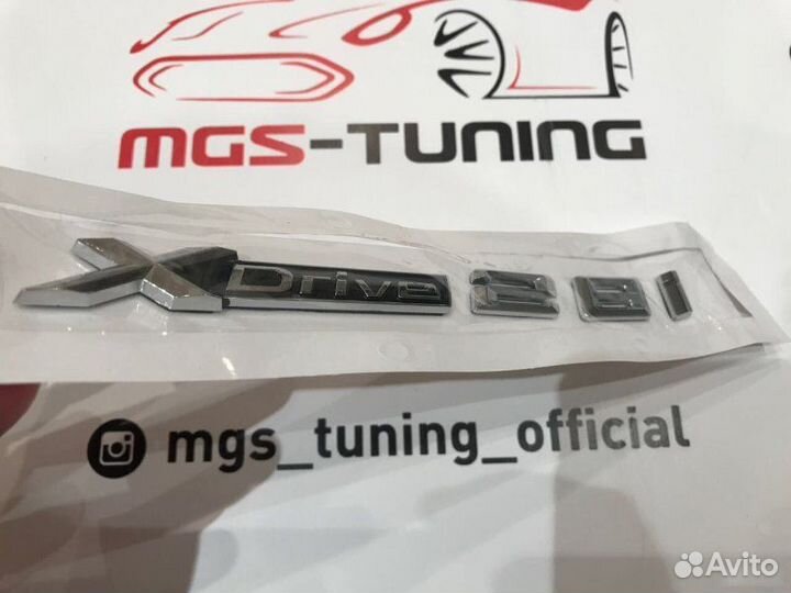 Шильдик BMW Xdrive 2.8i