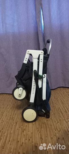 Коляска yoya plus