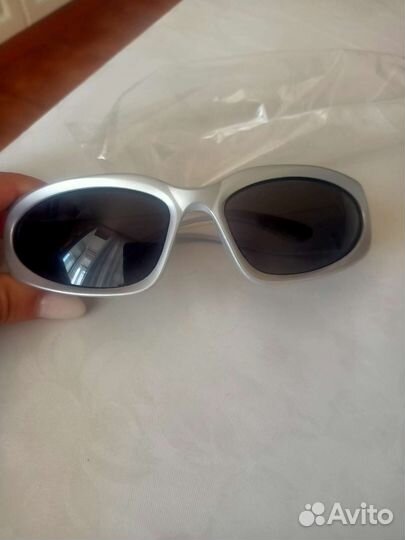 Солнцезащитные очки