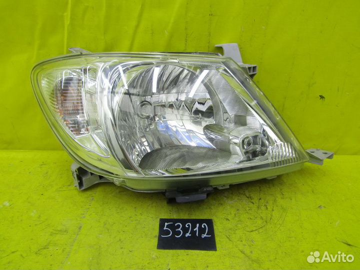 Фара правая Toyota Hilux 05-09г 53212