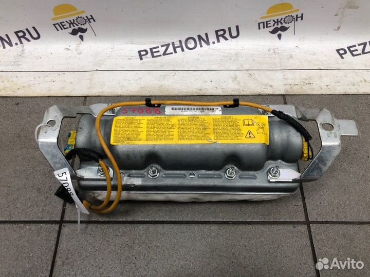 Подушка безопасности в торпедо Bmw X5 2004