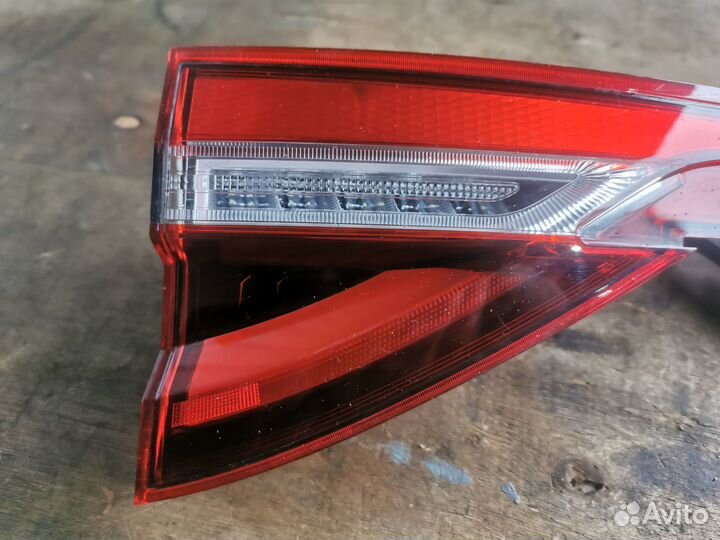 Фонарь внутренний левый LED Haval F7