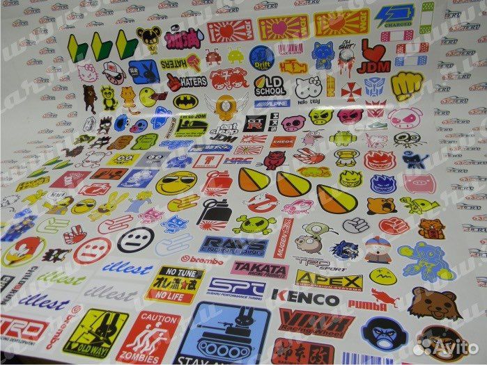Наклейки для автомобиля