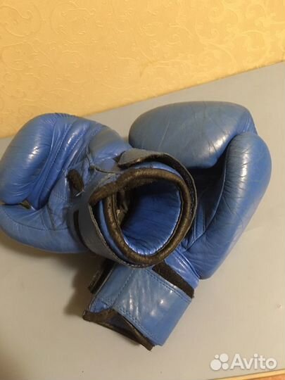 Перчатки боксёрские, напульсники спортивные