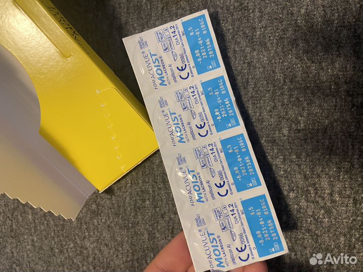Линзы acuvue moist просрочены -8.00