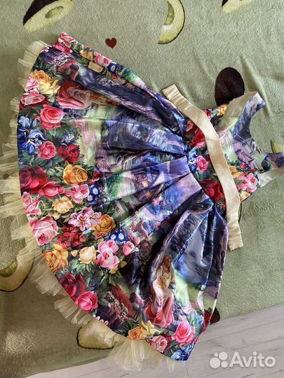 Платье пышное 128