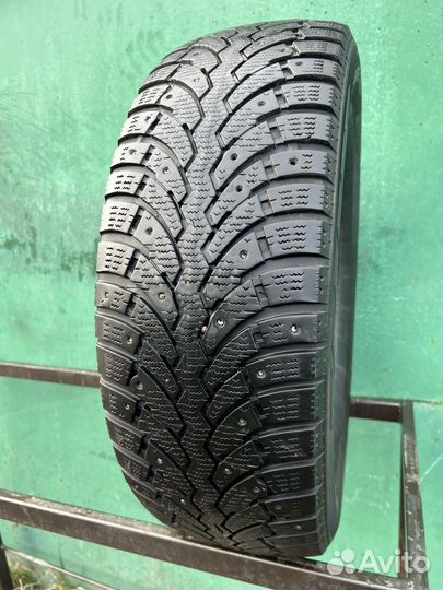 Formula Ice 215/65 R16 98T