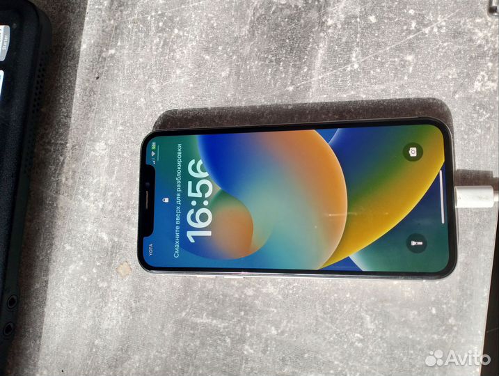 iPhone X, 128 ГБ