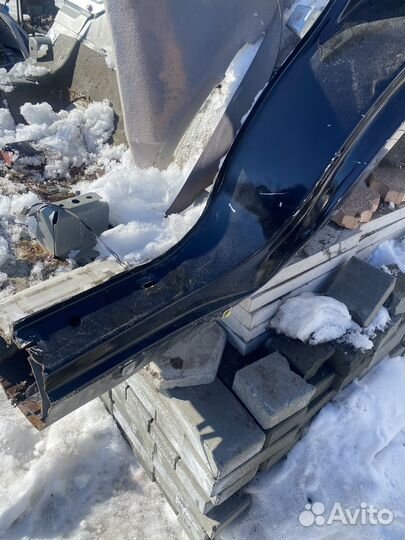 Заднее левое крыло mazda millenia