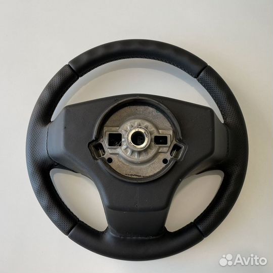 Руль Niva Chevrolet перетянутый