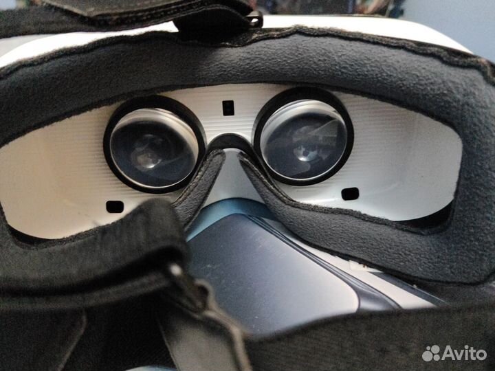 Очки виртуальной реальности samsung gear vr