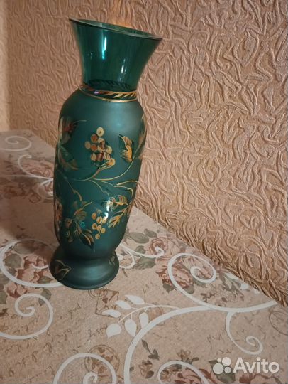 Ваза зелёное стекло