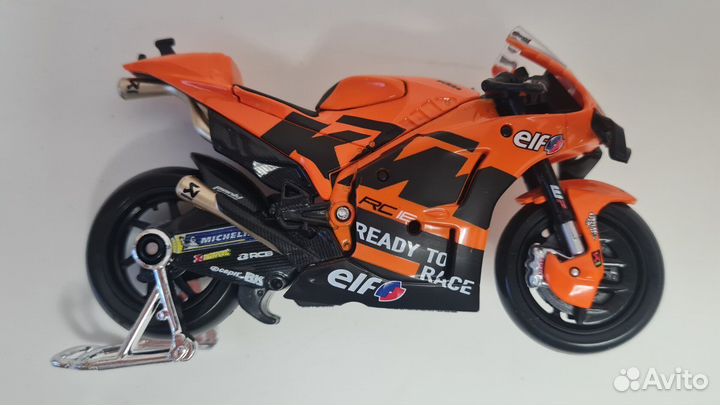 Модель гоночного мотоцикла Maisto KTM RC16, 9