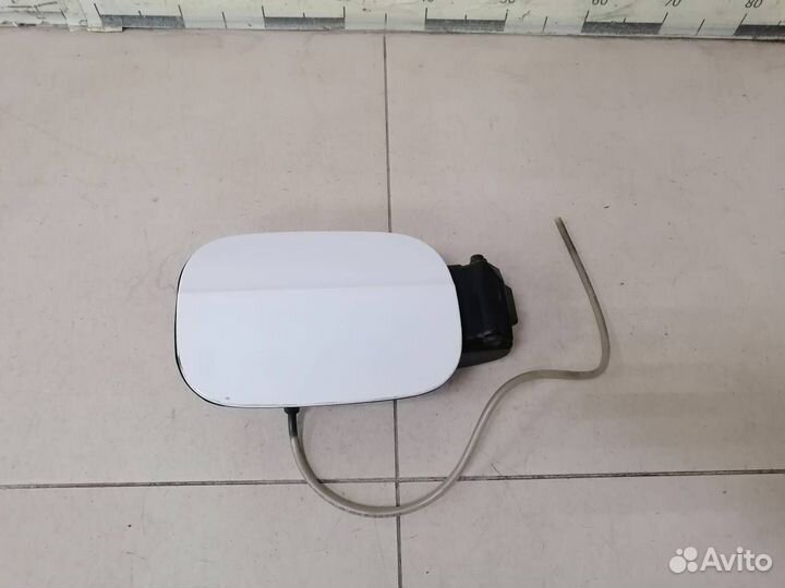 Лючок бензобака Skoda Octavia A7 2013