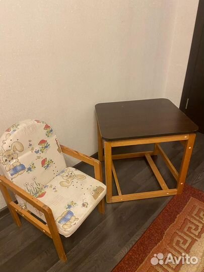 Стульчик для кормления