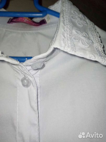 Блузка белая