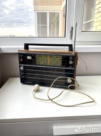 Радиоприемник океан 209 СССР горизонт
