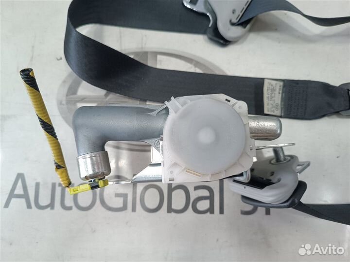 Ремень безопасности передний левый Toyota Rush