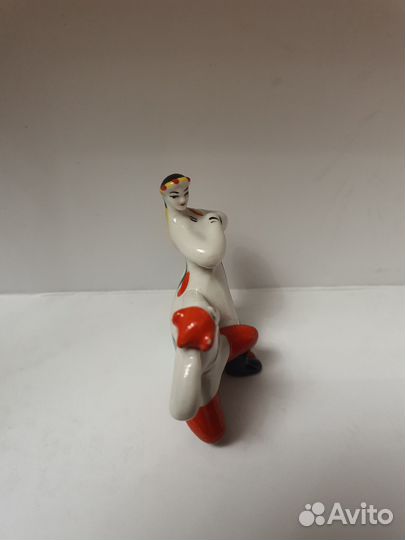 Статуэтка фарфоровая СССР