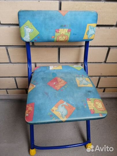 Детский стол и стул