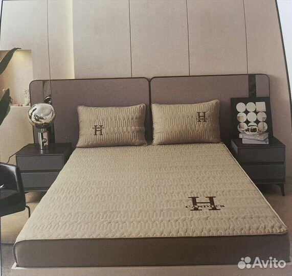 Покрывало на кровать на резинке