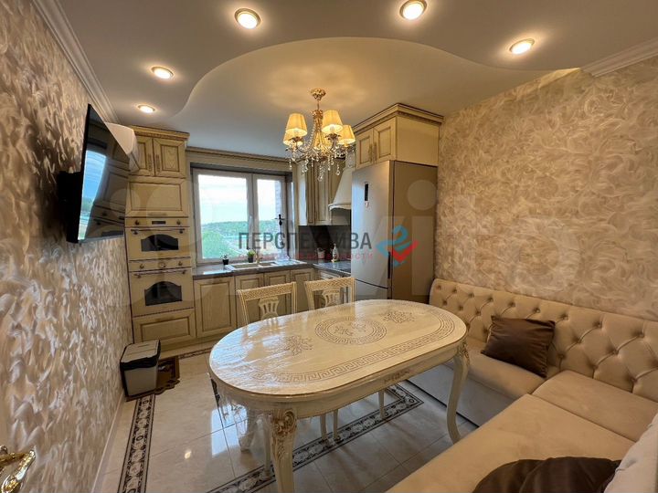 2-к. квартира, 58,8 м², 7/17 эт.