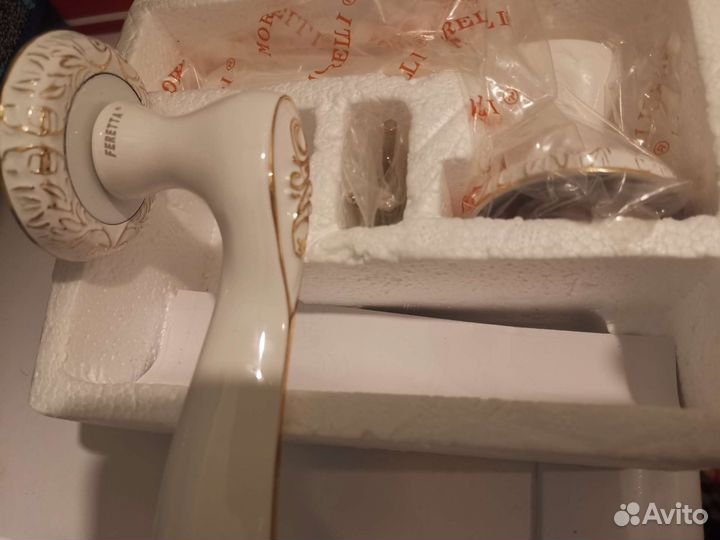 Дверные ручки Feretta межкомнатные