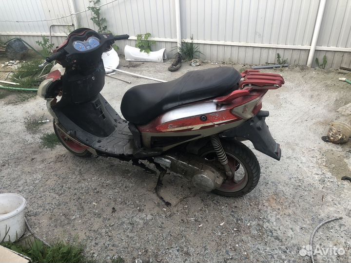 Продам скутер 150кубов