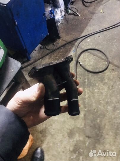 Корпус термостата ford focus 2