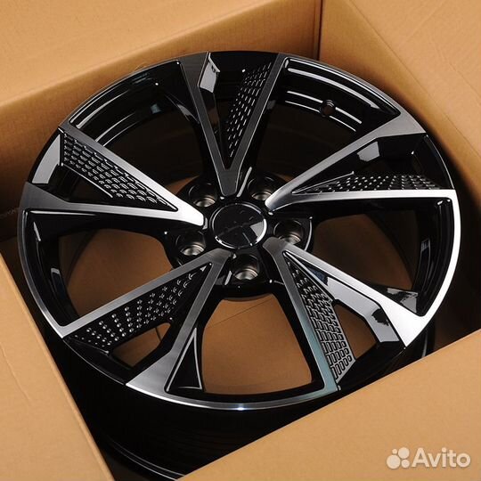 Диски Q8 e-tron, Q8 Sportbacke-tron KoKo Kuture FF532 8.5x19/5x112 D66.45 ET35 Gloss Black Face